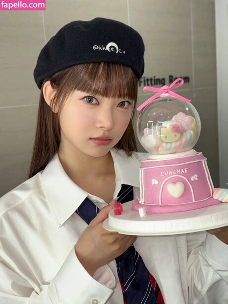 Hong Eunchae 無料モデル 写真
