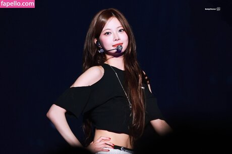 Hong Eunchae profile image