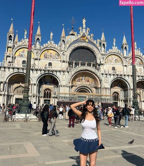 黒檀のお尻オンリーファンズ ホット裸 ギャラリー