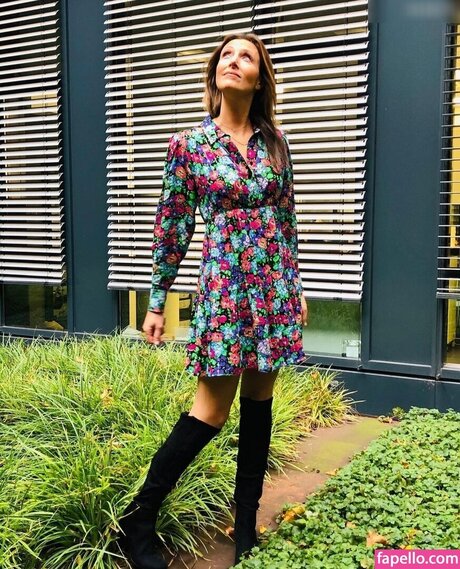 Roberta Bieling ホットなスター アーカイブ