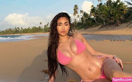 制服オンリーファン セックス 写真