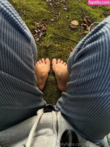 赤毛の痴女オンリーファンズ アート裸 ギャラリー