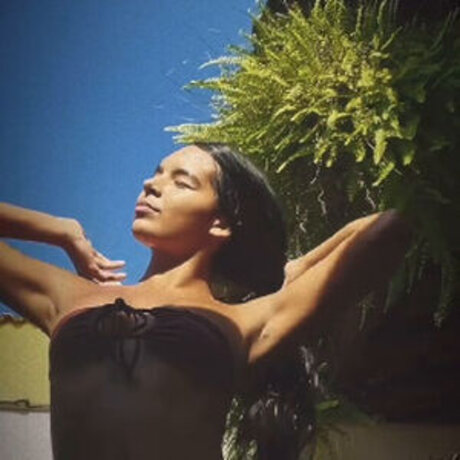 Mell Muzzillo 高品質モデル 写真
