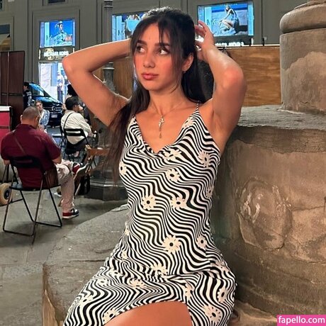 karimaa r ポルノ女優 画像