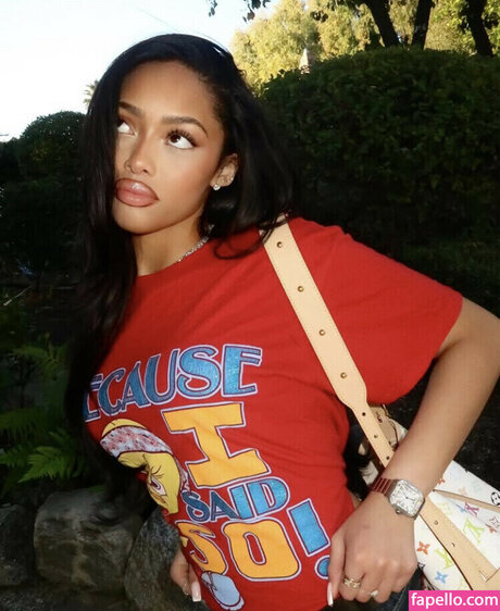 Jodie Woods スター ヌード 画像