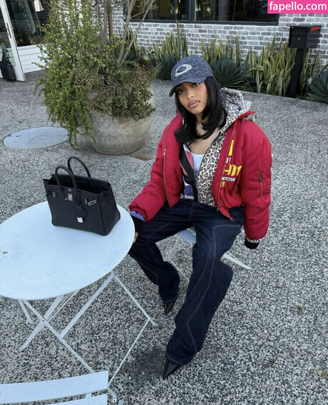 Jodie Woods セックスポルノスター 写真