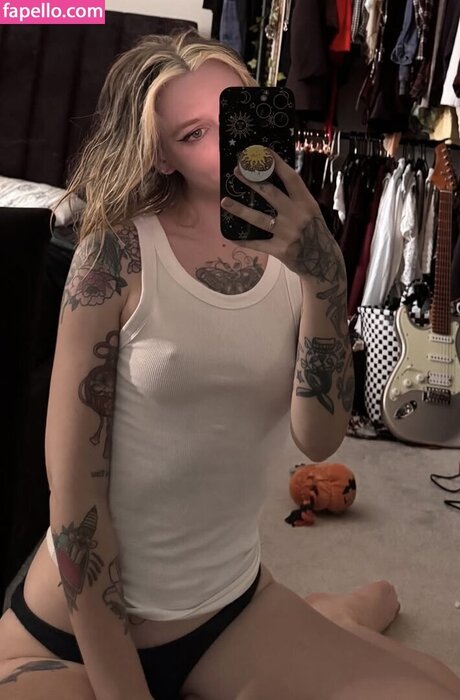 曲線美のシーメールオンリーファンズ 無料 アーカイブ