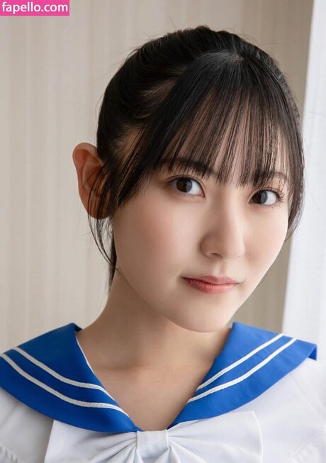 Momoka Hayashida 美しいスター 写真