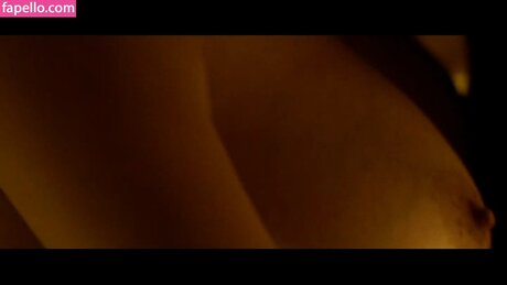 Valentina Lodovini xxxスター ギャラリー