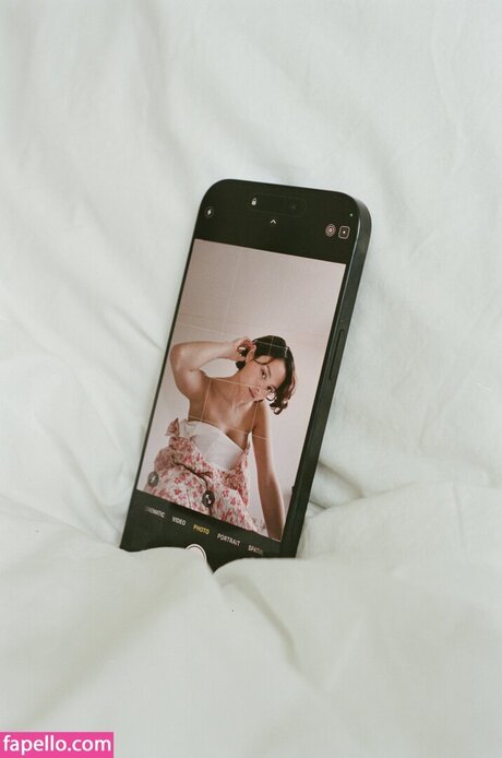 Chase Sui Wonders ポルノモデル 写真