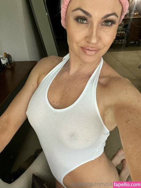 Heidi Cannon ホットなポルノスター 写真
