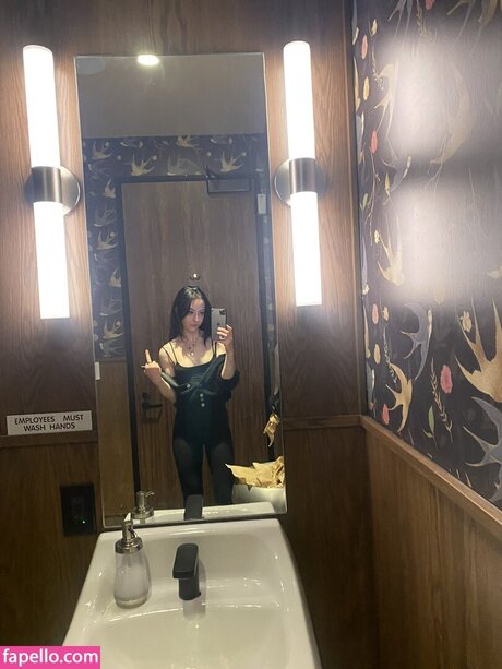 putemignonne トップモデル 写真