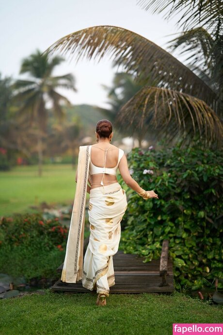 Malavika Mohanan ポルノスター ホット 写真