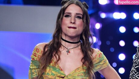 Angelina Mango スター ギャラリー