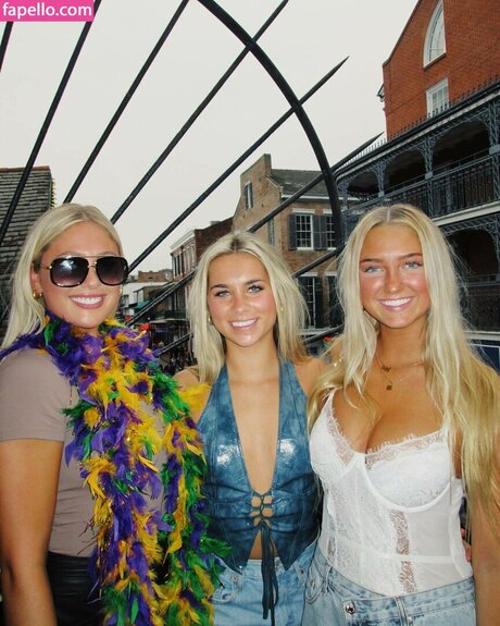 Sydney Thomas トップモデル 写真