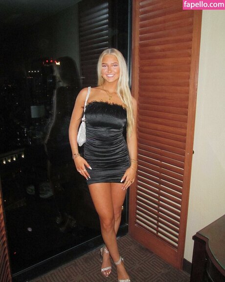 Sydney Thomas ポルノモデル 写真