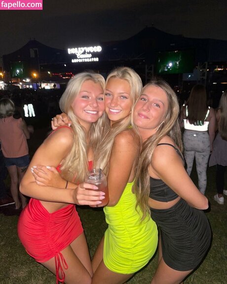 Sydney Thomas xxxスター 写真