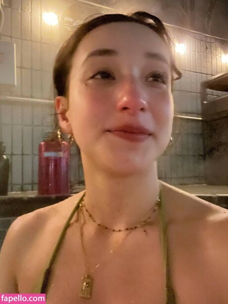 quezofrezco トップモデル 画像