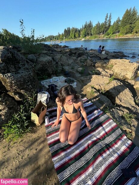 quezofrezco 美しいモデル 写真