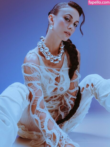 maghla ポルノスター 独占 写真