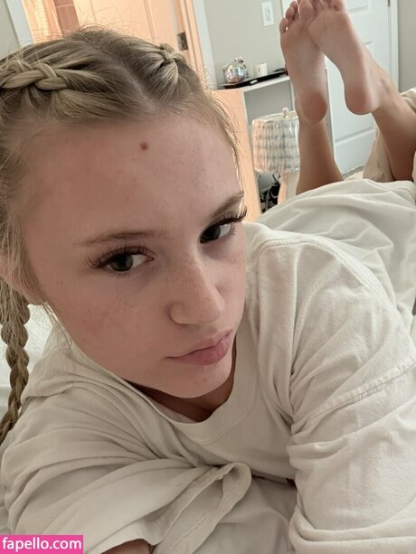 Mads Thompson Maddiiedee 高品質のポルノスター 写真