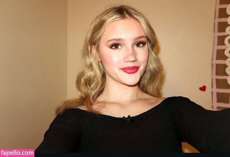 Mads Thompson Maddiiedee 独占女優 写真