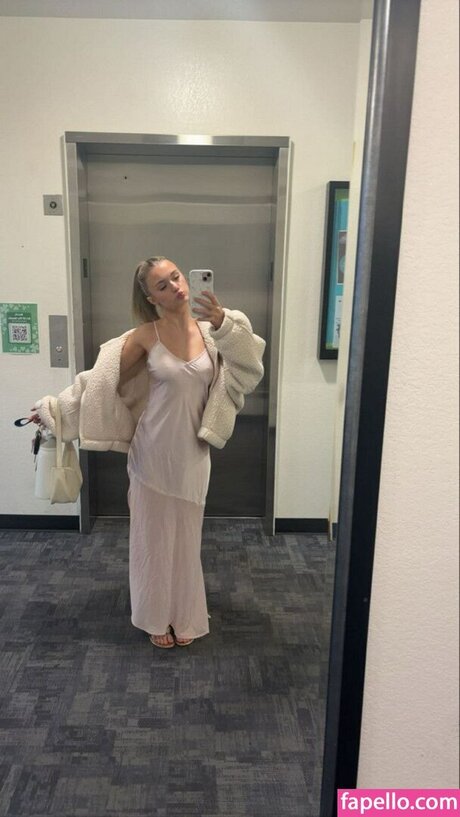 Mads Thompson Maddiiedee XXXモデル 写真