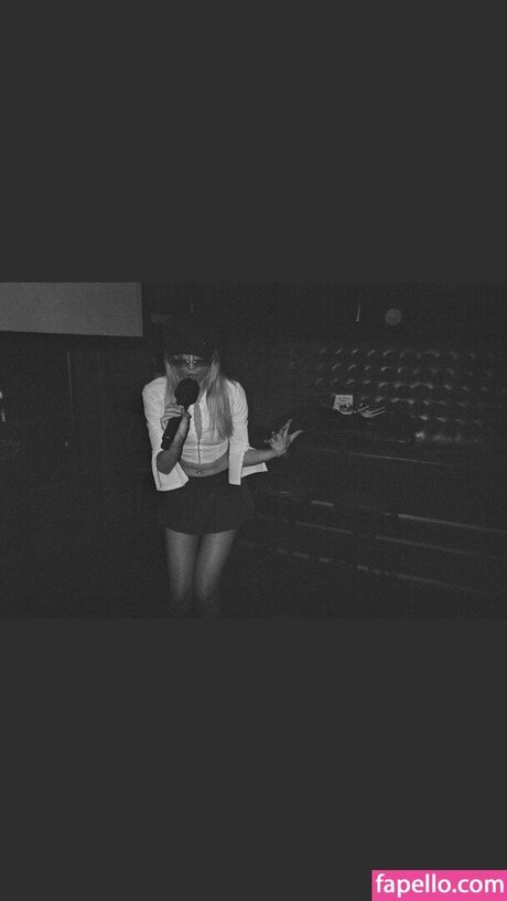 ダブルオンリーファン アダルト 写真