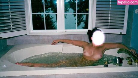 Angenvy Dataklbc 裸の女優 写真