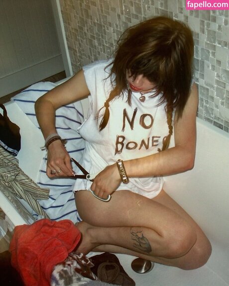 wormsheriff ポルノスター 美しい 写真