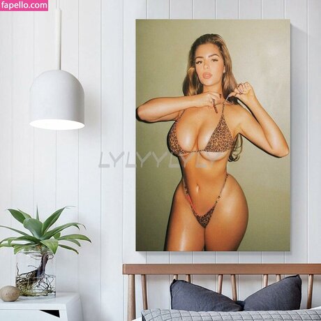 Demi Mawby セックススター 写真