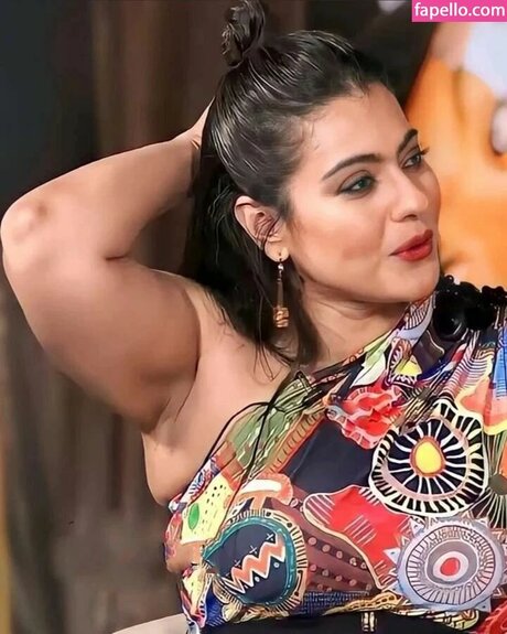 Kajol Devgn ポルノスター セクシー 写真