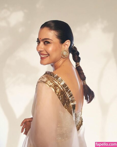 Kajol Devgn ポルノモデル ギャラリー