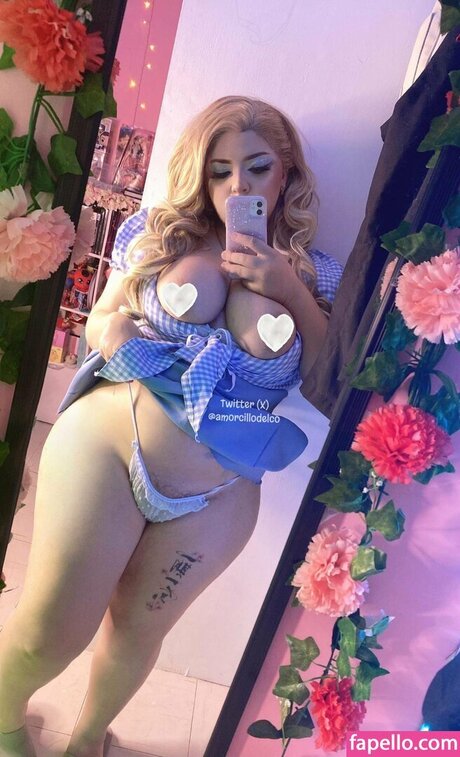 Amorcillo Del Cora 裸モデル 写真