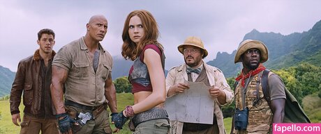 karengillan ポルノスター ヌード 写真