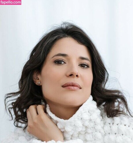 Manuela Do Monte セックスモデル 写真