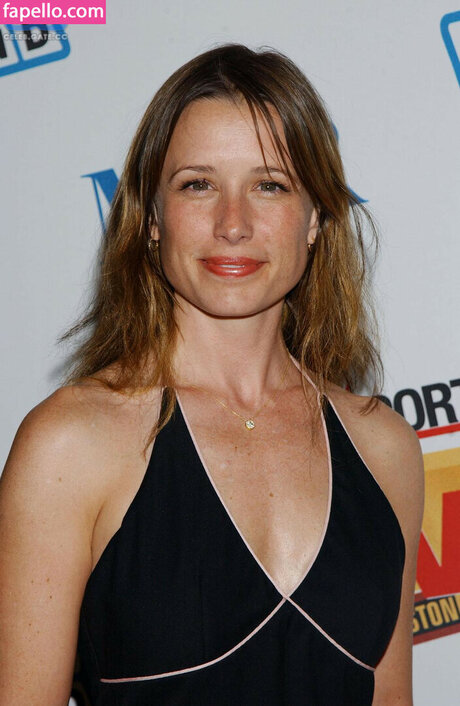 Shawnee Smith XXXモデル 写真