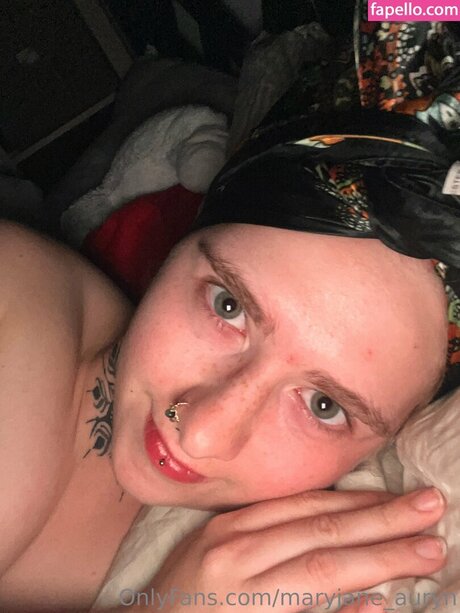 従順なオンリーファンズ 可愛い 画像