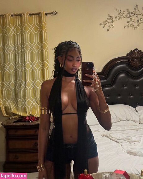 痩せた美女オンリーファンズ セクシーヌード ギャラリー