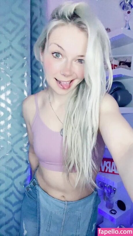 SmileyDani158 ポルノスター 写真