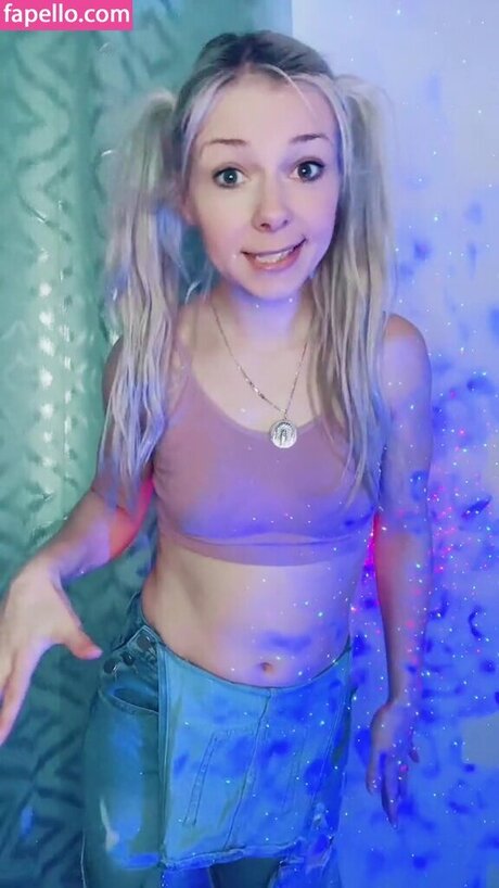 SmileyDani158 トップスター 写真