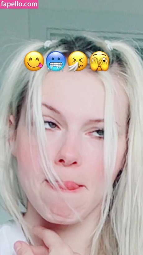 SmileyDani158 セクシーモデル 写真