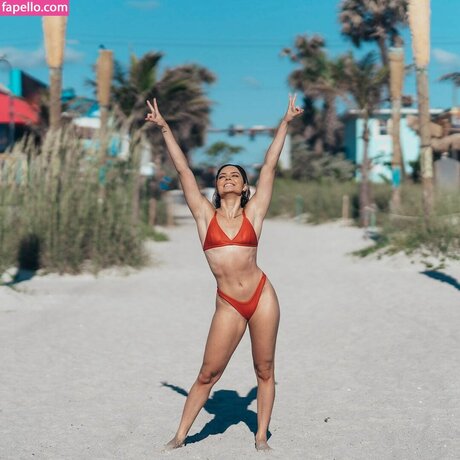 AEW Taynara Guevara ヌードのポルノスター 写真