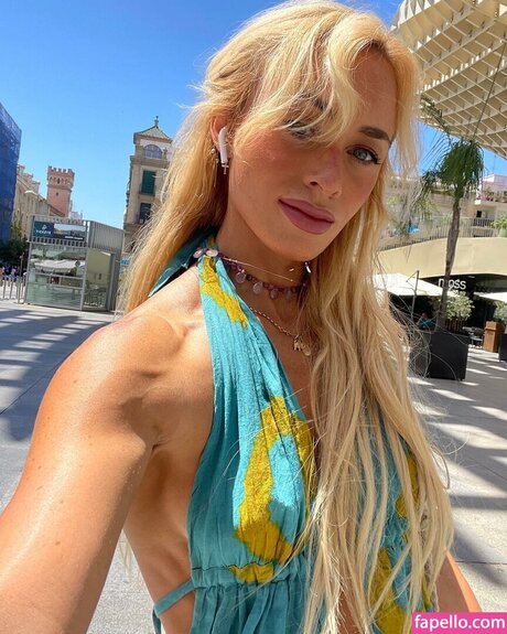 Jessica Gresty 素敵なスター ギャラリー
