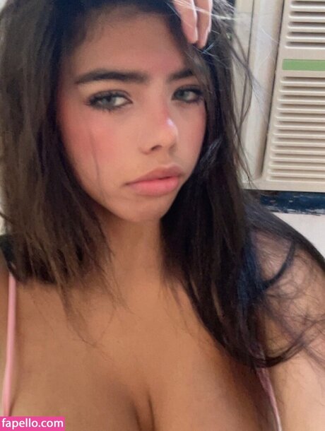 Ale oficial ポルノスター セクシー 写真