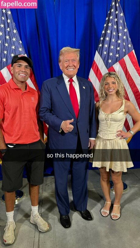 アジア人のお尻オンリーファンズ 美しいポルノ 写真