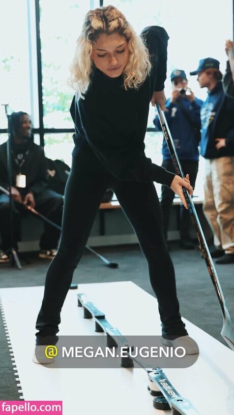 黒檀の偽おっぱいオンリーファンズ ヌード 写真