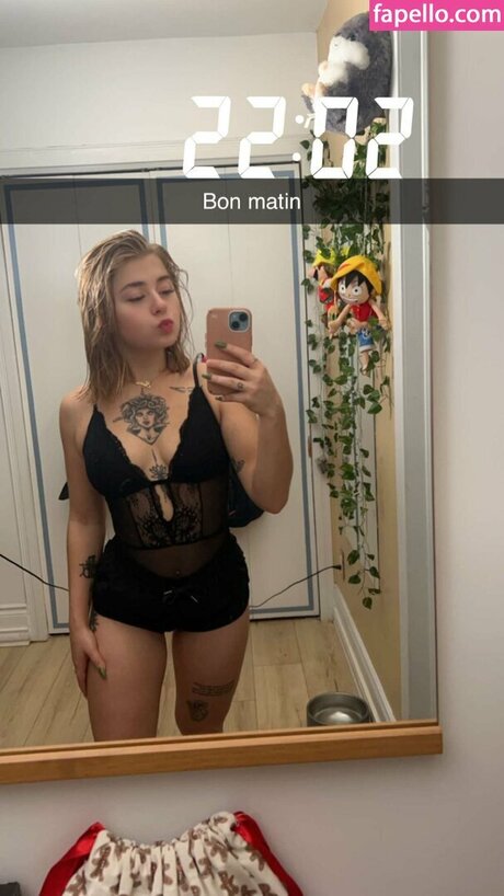 Soph labe ポルノスター 美しい 写真
