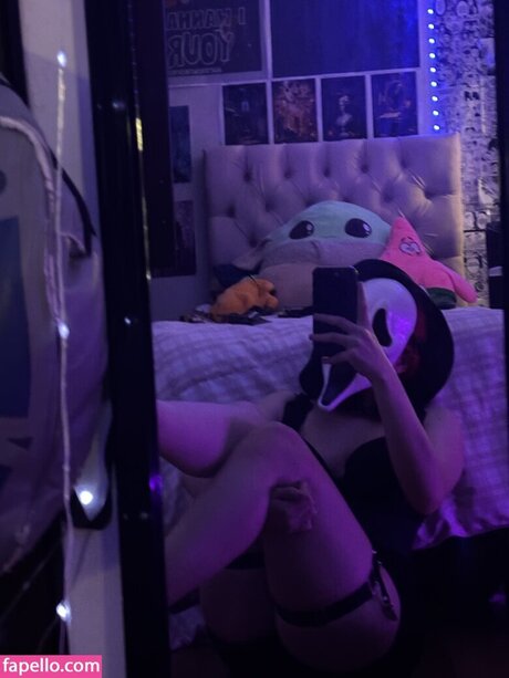 emily g0th ホット女優 アーカイブ