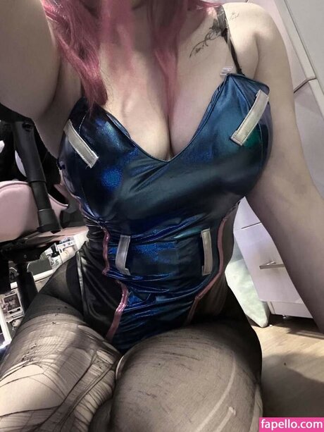 emily g0th ポルノスター 素敵 画像